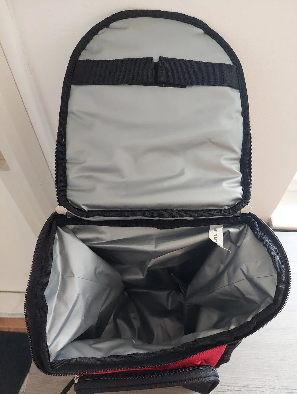 Attractive Insulated Lunch Bag Cooler New Without Tags